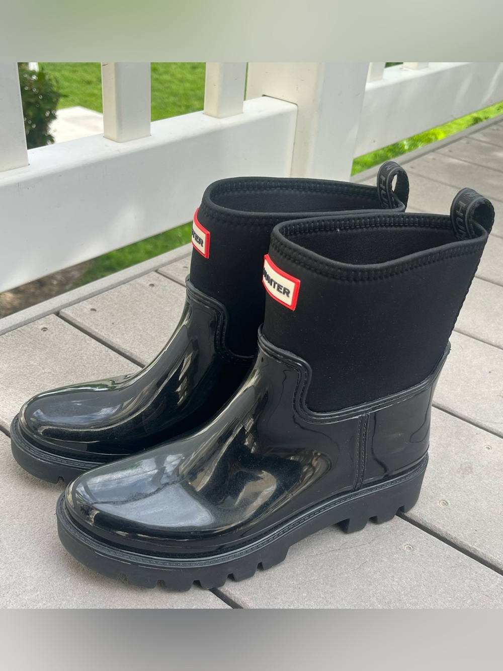 Hunter Play Short Rain Boots Gloss Black Womens 7 NWOT - Picture 3 of 11